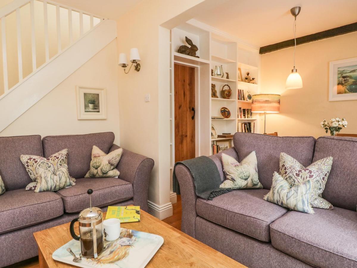 Mulberry Cottage, Grange-Over-Sands Exteriör bild