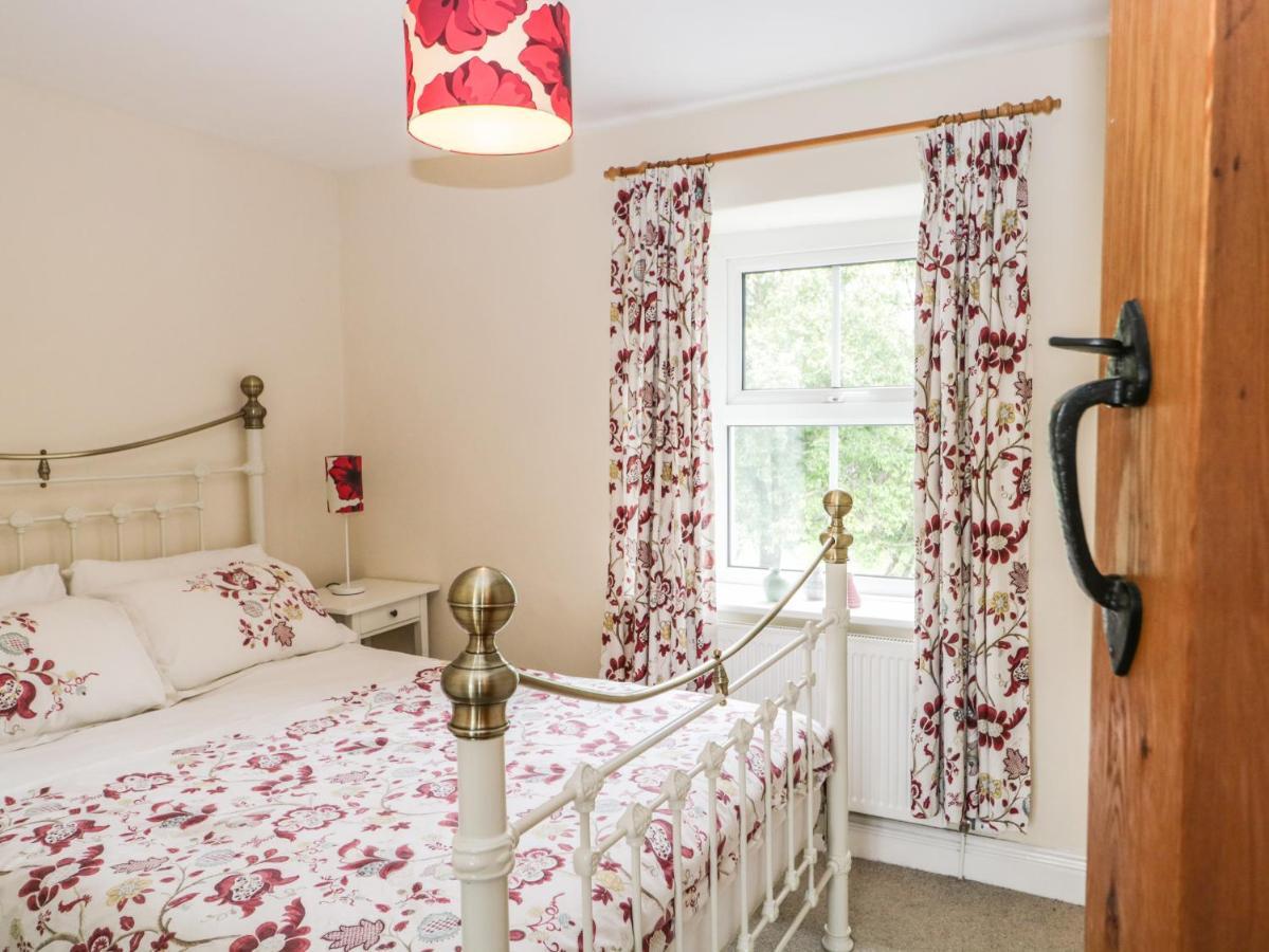 Mulberry Cottage, Grange-Over-Sands Exteriör bild